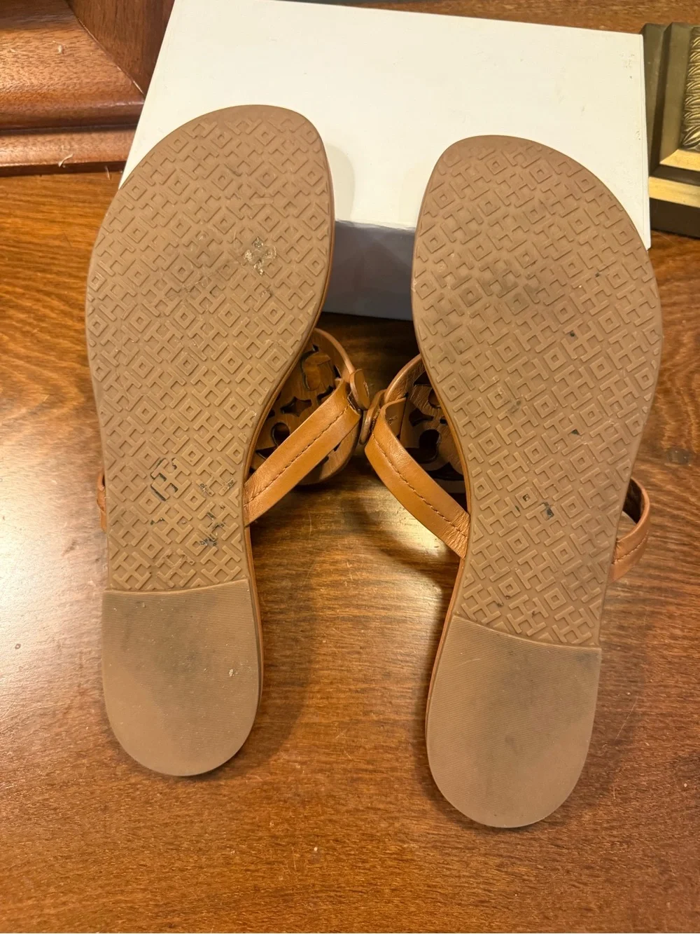 Tory Burch Gold Metal Miller Brown Leather Logo Toe-Post Sandals Size 8 $250